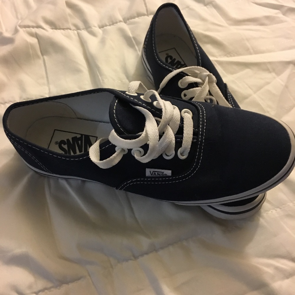 Vans in Navy blue